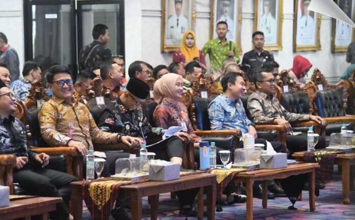 Tabikpuun...Bandar Lampung — Dewan Perwakilan Rakyat Daerah (DPRD) Provinsi Lampung menghadiri (1)