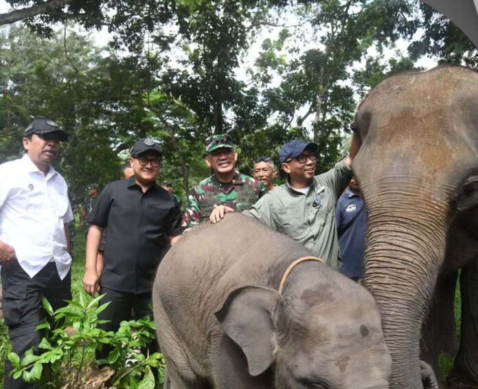 Tabikpuun...Lampung Timur — Ketua DPRD Provinsi Lampung Ahmad Giri Akbar, S.E., M.B.A. menghadi