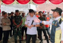 Gubernur Rahmat Mirzani Djausal Realisasikan Perbaikan Ruas Jalan Kasui–Air Ringkih di Way Kanan